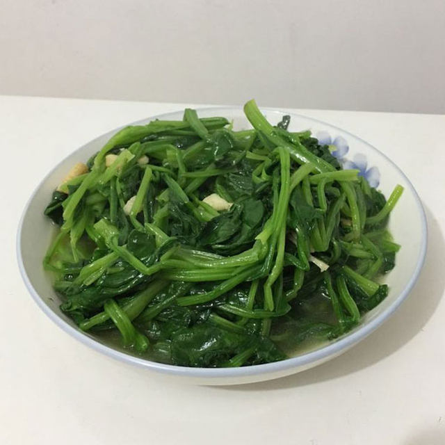 炒菠菜