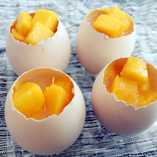 鸡蛋壳芒果布丁