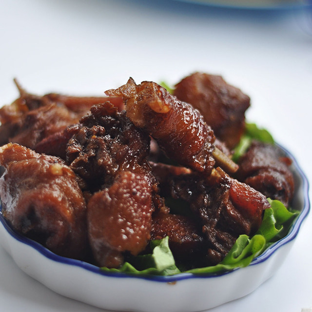 电饭煲油焖芋头鸡