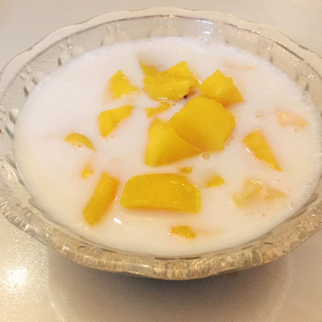 芒果椰汁西米捞