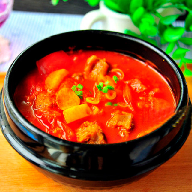 番茄炖牛腩——优康韩式料理
