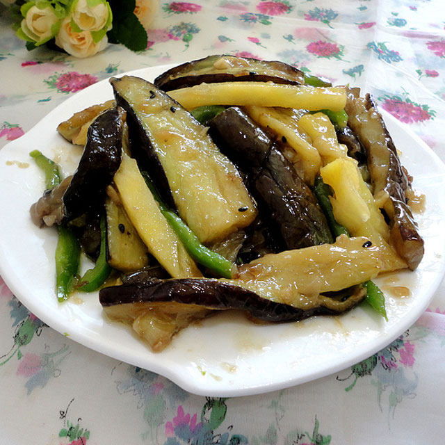 菠萝烧茄子