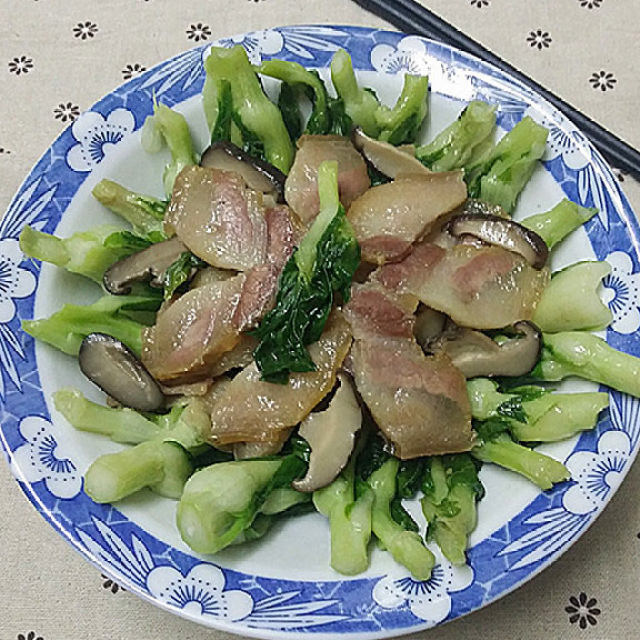 咸肉炒青菜苔
