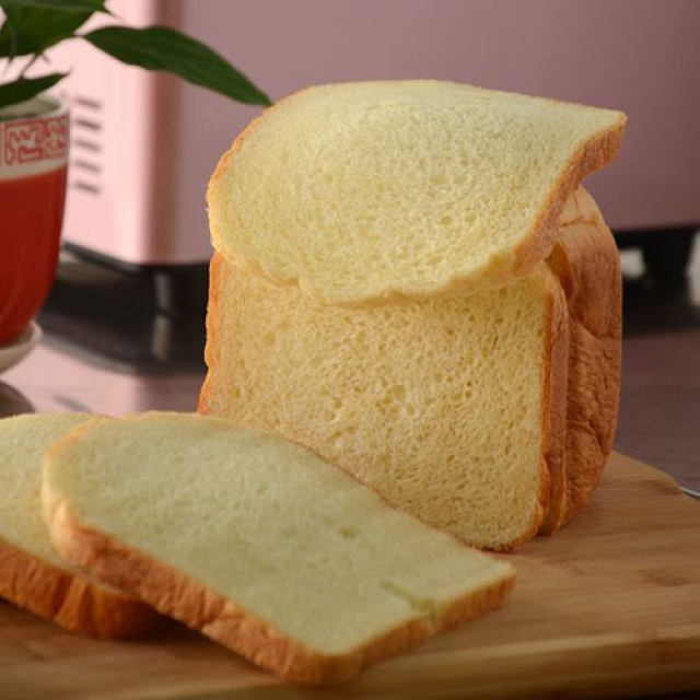 【一键式牛奶吐司】---面包机面包系列