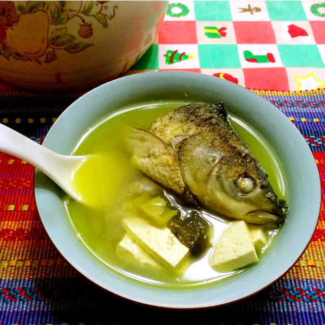 酸菜豆腐草鱼汤