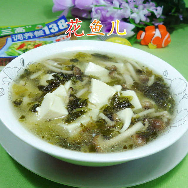 雪菜蟹味菇豆腐汤