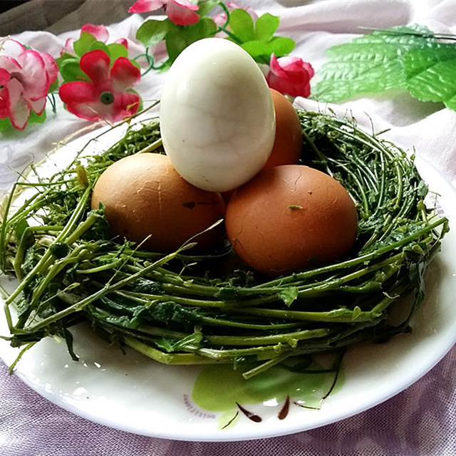 荠菜花煮鸡蛋