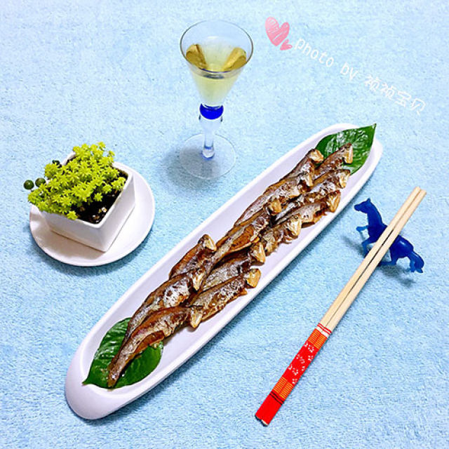 香煎刀鲚鱼