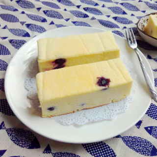 #ACA烘焙明星大赛#无油蓝莓酸奶蛋糕