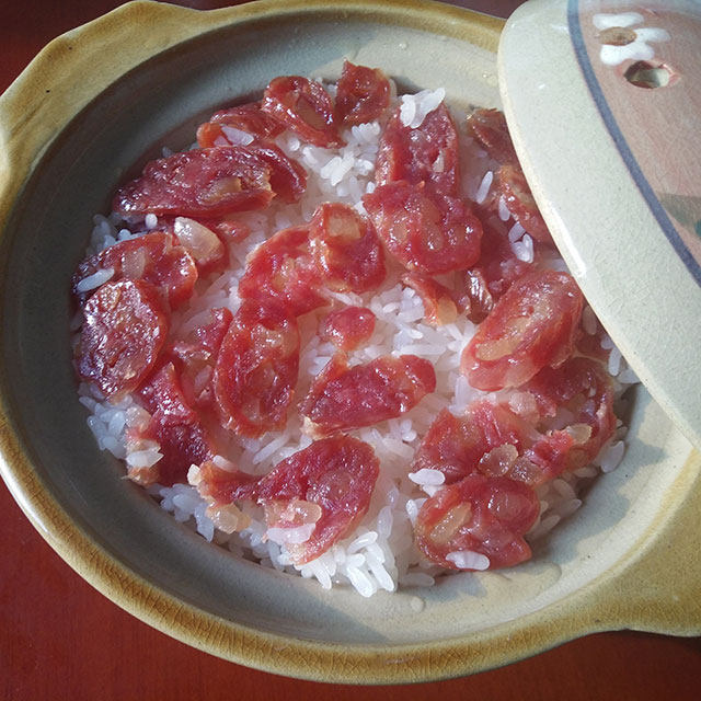 腊味煲仔饭