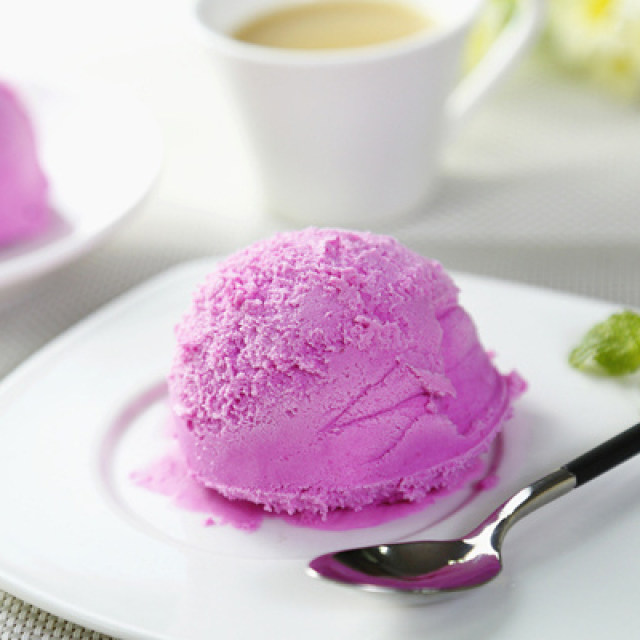 清爽可口的火龙果冰淇淋做法