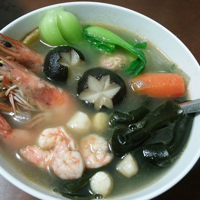 蔬菜海鲜汤
