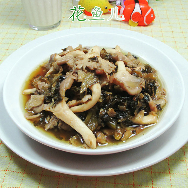 肉丝酸菜炒秀珍菇