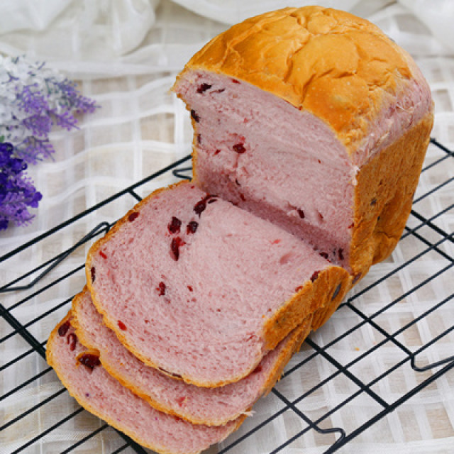 奶香浓郁紫薯面包的做法