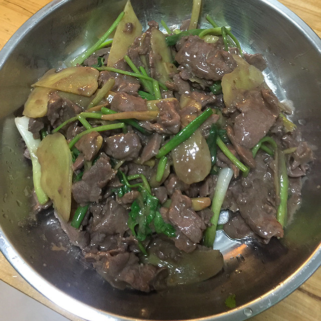 姜葱炒牛肉