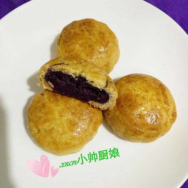 紫薯紫米红豆月饼