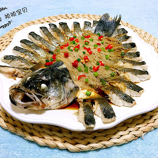 清蒸豆豉鲈鱼