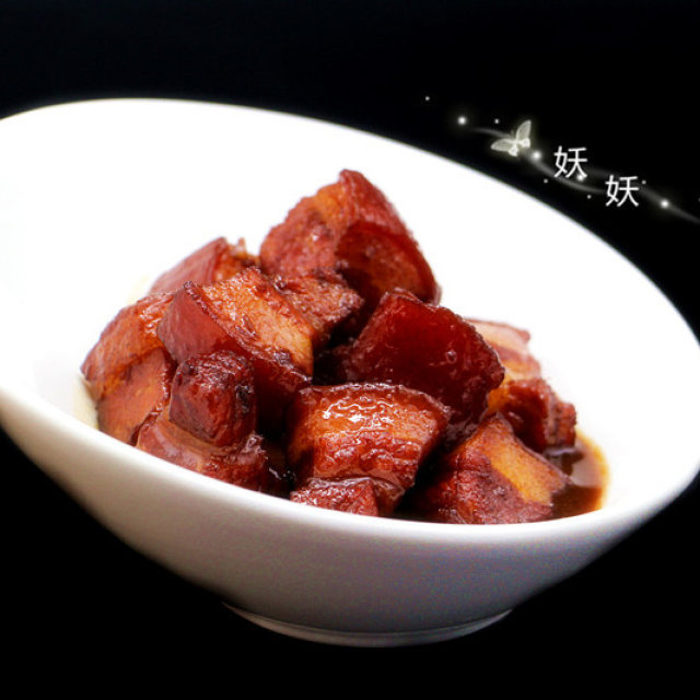 坤博砂锅红烧肉