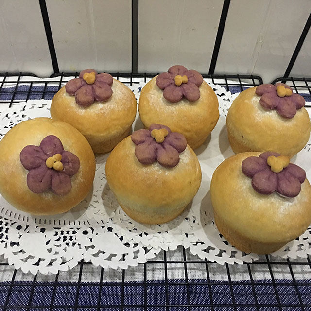 紫薯花朵小面包
