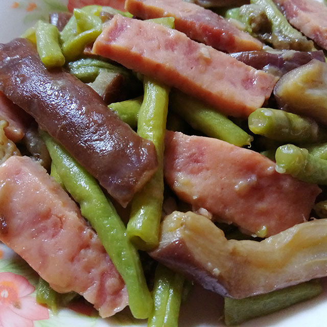 豆角火腿烧茄子