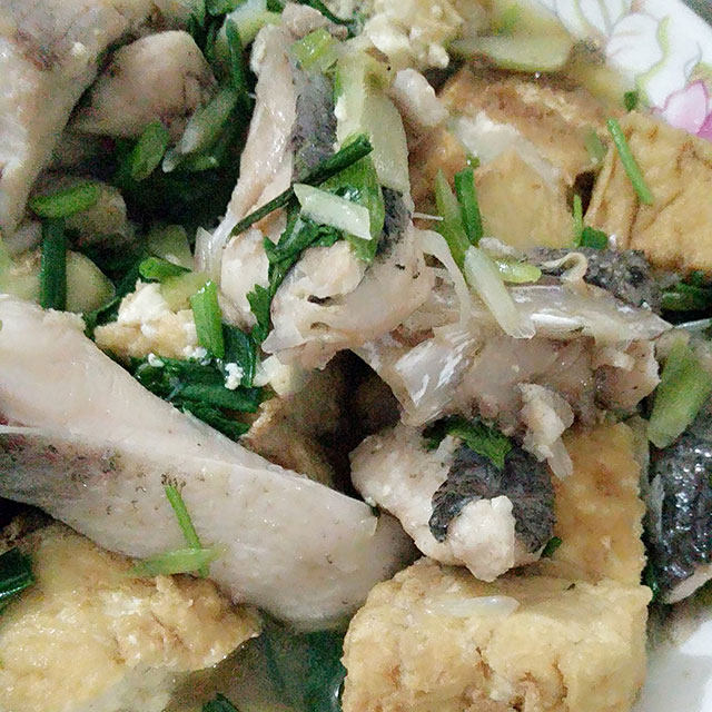 鱼和油豆腐