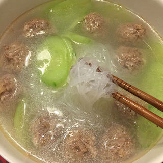 牛肉丸子蘿蔔湯xianxiantutu茼蒿牛肉丸子湯藍雨陽光780913蛤蜊蒸蛋