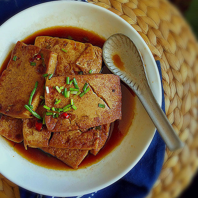 酱油烧豆腐