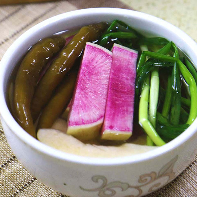 韩式萝卜水泡菜