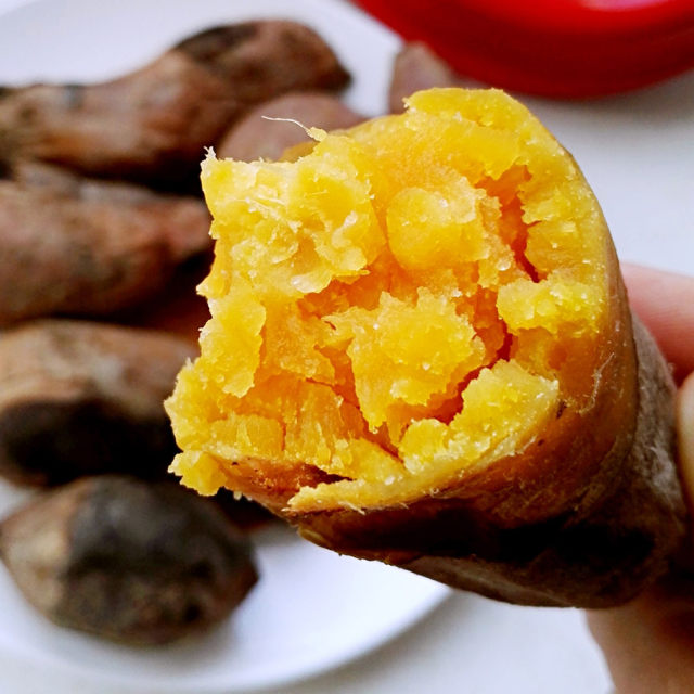 坤博砂锅烤红薯