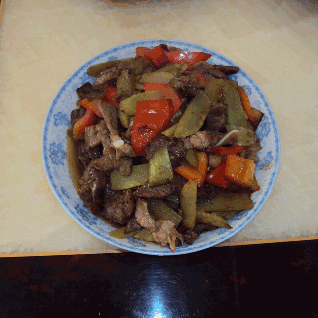 家常菜甜椒莴笋肉片
