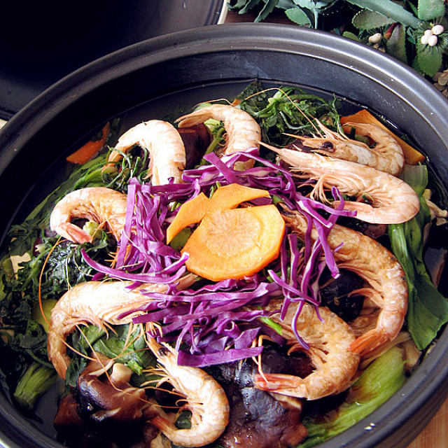 塔吉锅之蔬菜海鲜锅