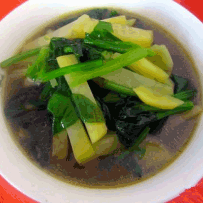菠菜土豆汤
