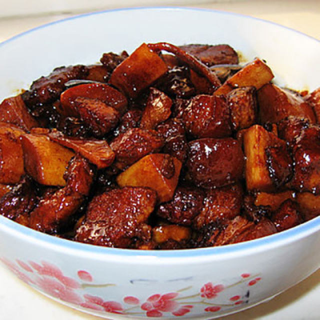 杏鲍菇红烧肉