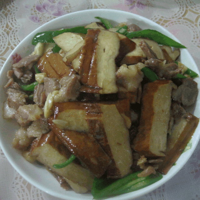 肉炒香干