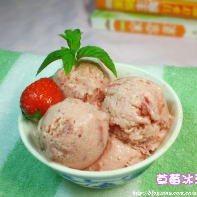 浓浓草莓香——【草莓冰淇淋】