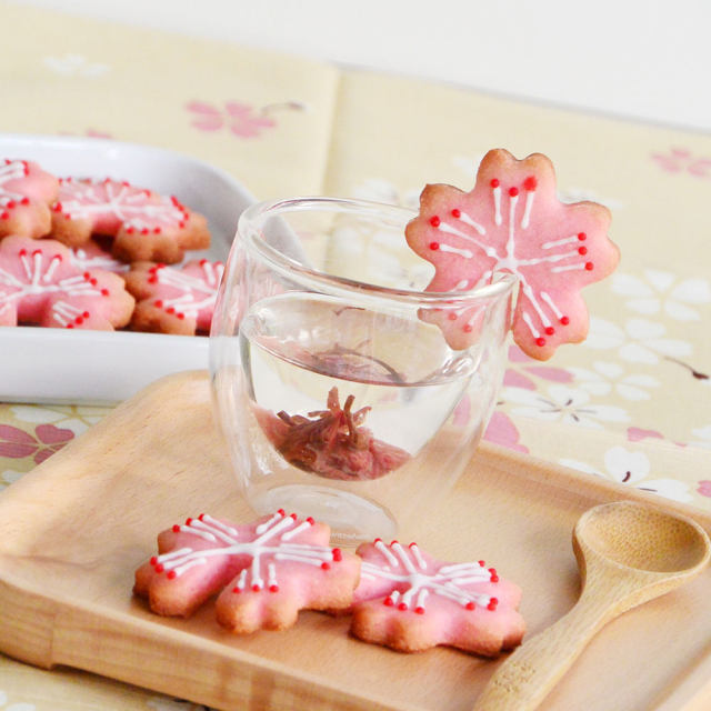 樱花杯缘子饼干