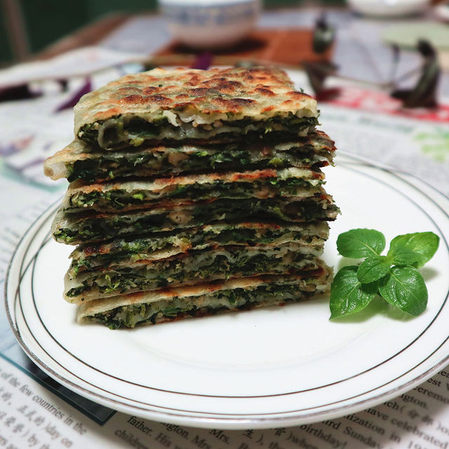 荠菜千层肉饼