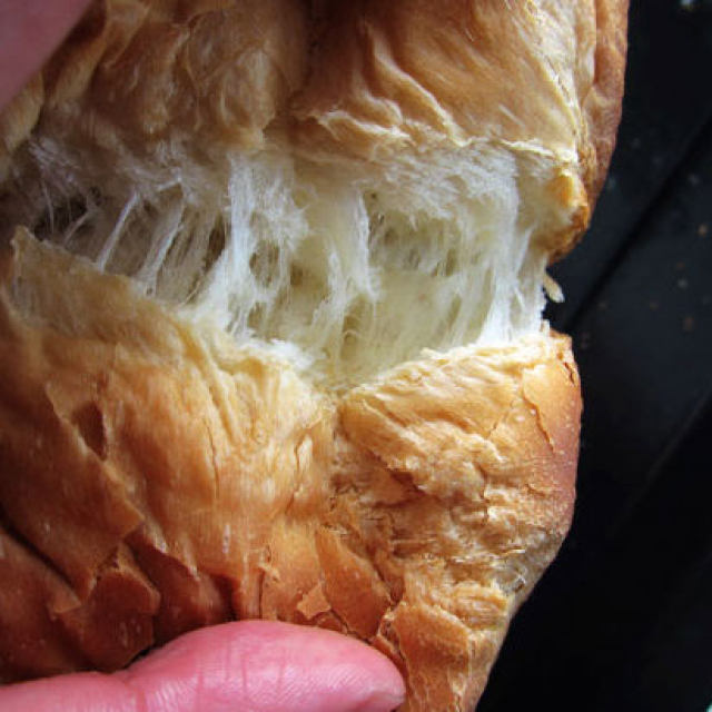 我的新尝试——用面包机做好吃的培根面包卷