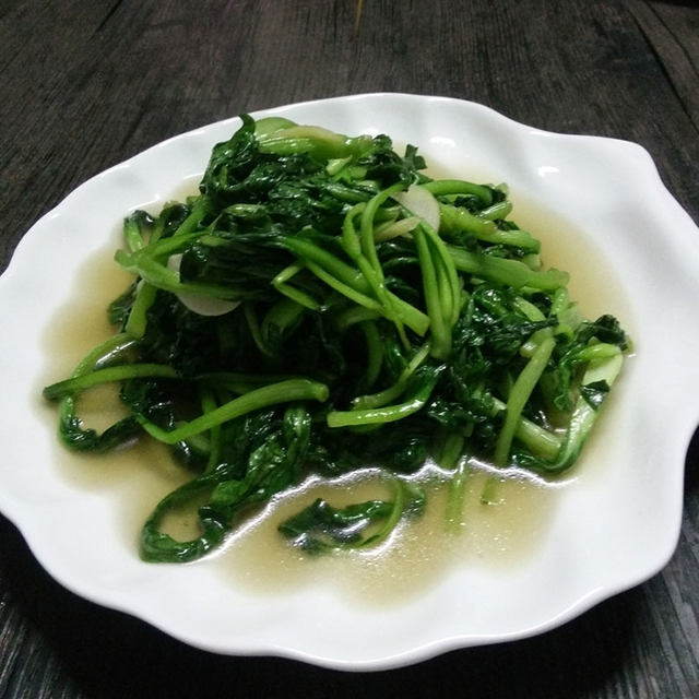 清炒鸡毛菜