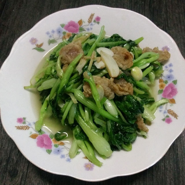 油炸炒鸡毛菜