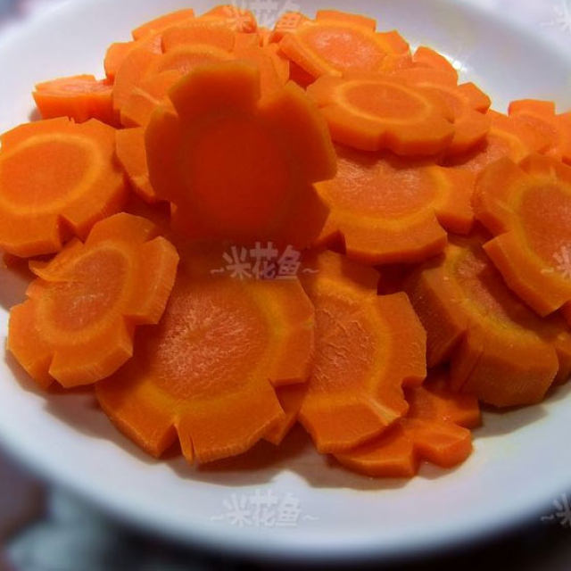 简单美味的胡萝卜吃法-蒸食