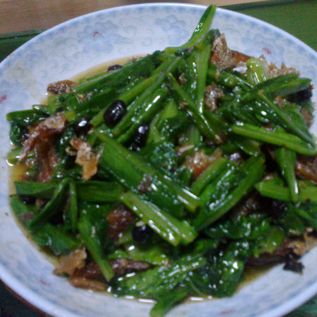 豆豉鲮鱼油麦菜