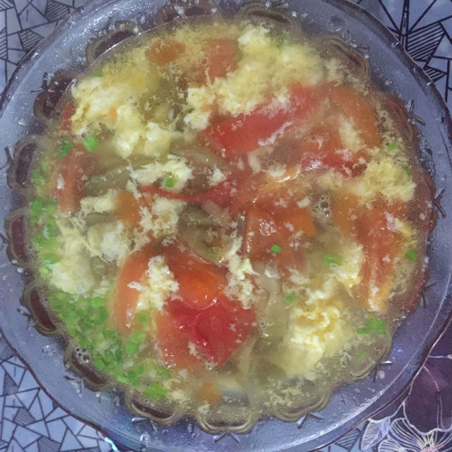 西红柿榨菜蛋汤