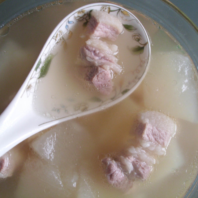 肋条肉（五花肉）冬瓜汤