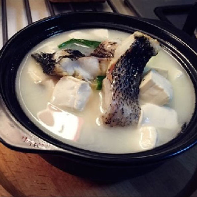 潮白黑鱼搭配滑嫩豆腐 鲜美的馋小黑豆腐鱼汤