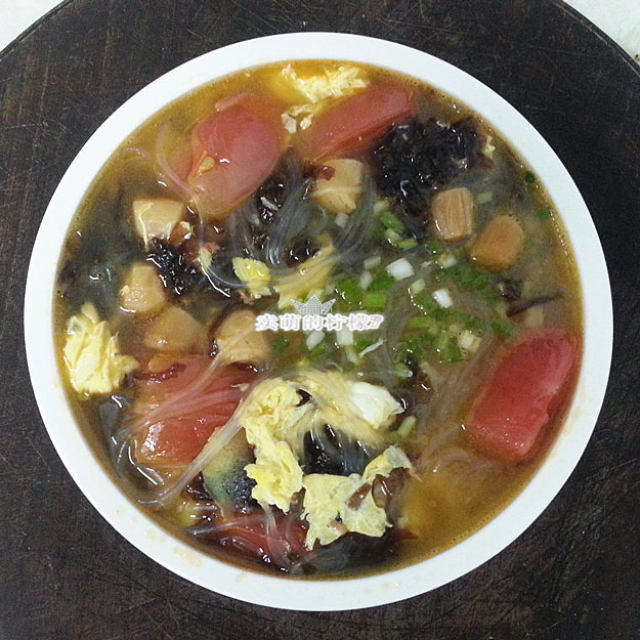 美味营养丰富的番茄干贝紫菜鸡蛋汤