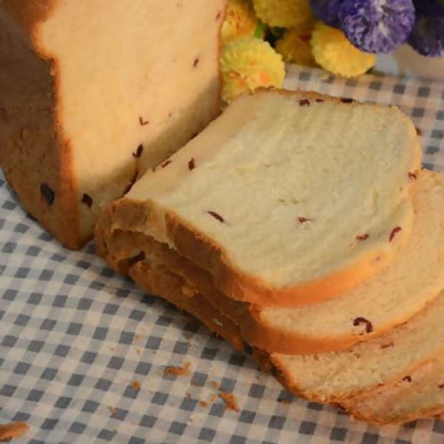 面包机做面包的方法（一键式蔓越莓淡奶油面包）