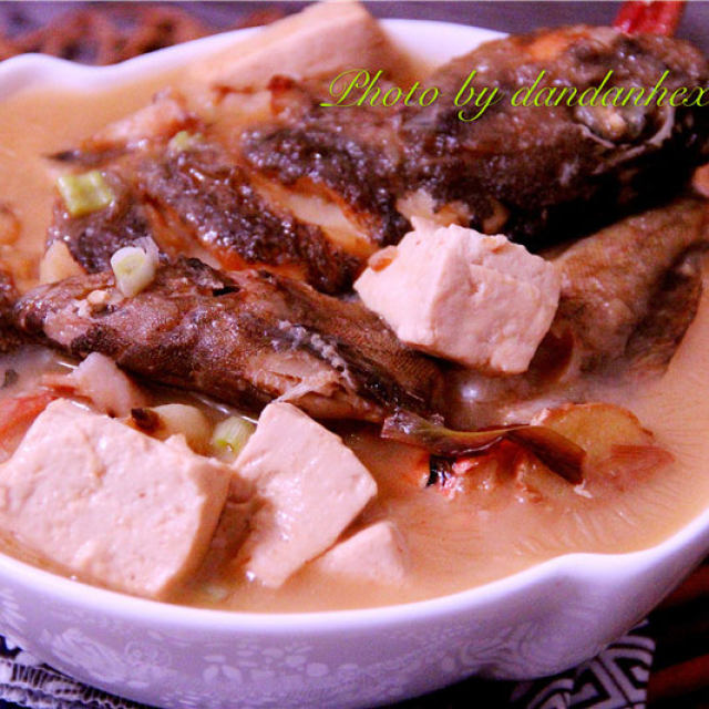 海鱼炖豆腐