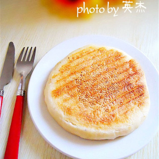 咸香芝麻烤饼