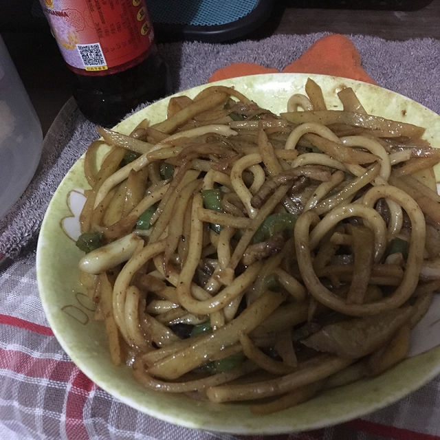 xo酱土豆肉丝炒面